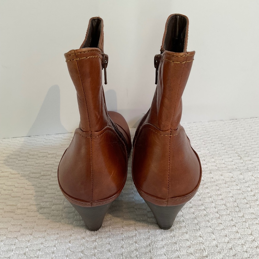 Luca Ferri Women’s Brown Leather Heel Boot Size 41 NWOT - Picture 5 of 16
